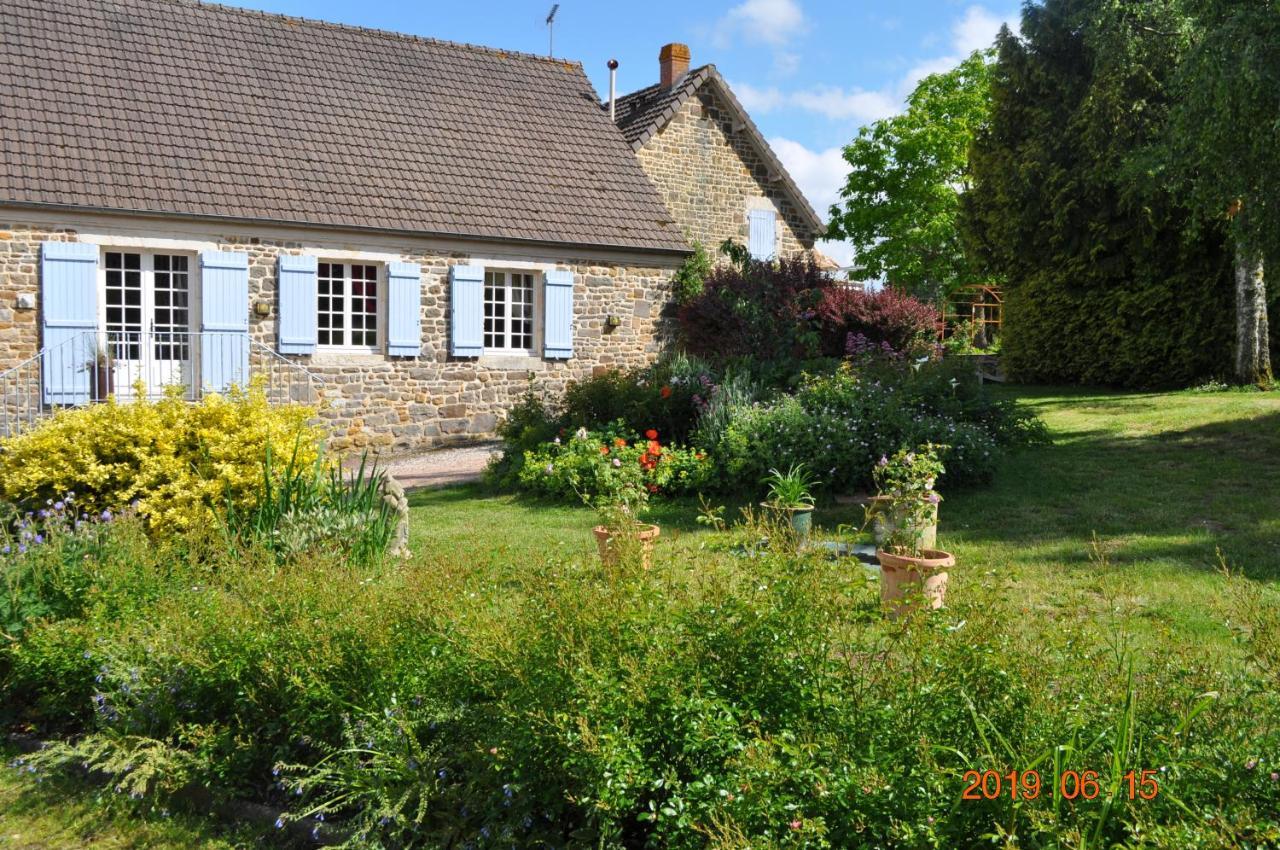 Ma Maison Bleue Saint-Brice-sous-Ranes Exterior foto